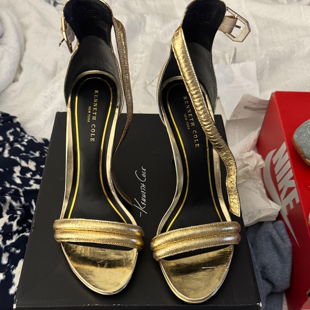 Kenneth Cole Metallic Gold Heels